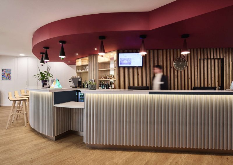 IBIS STYLES POISSY