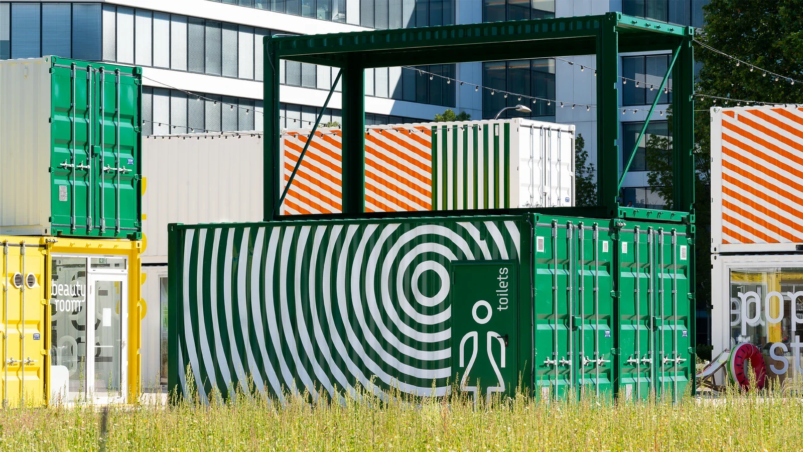 ICADEPARC_10_jpg_d5541fe700_large architecture popup-store dans des contenaires